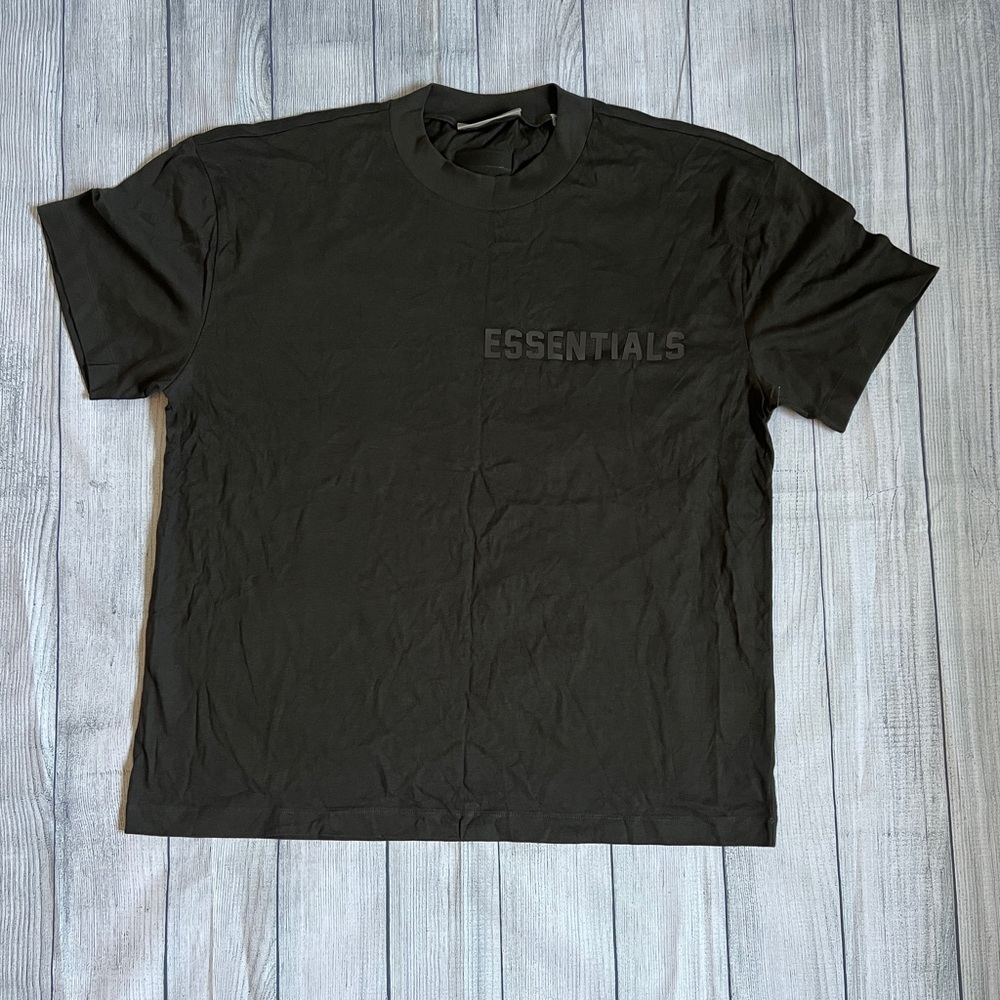 Essentials Black Men's T-Shirt